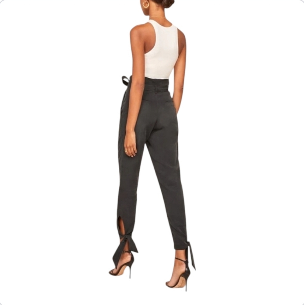 REFORMATION | Avalon High Rise Black Pant in Size 2P - Picture 2 of 8